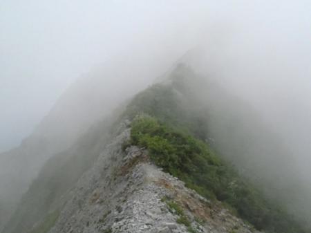 ガスっているが足元をきっちり見ている