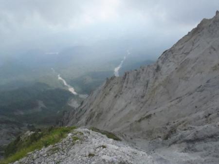ガスがはけて南側が見えた