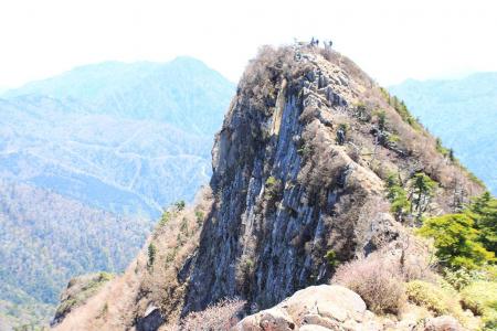 南尖峯へいってみることに！5分もかからなかったが・・・