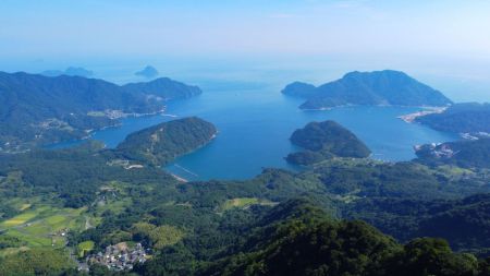 空撮で日本海を撮影してみたが、これは普通の写真と同じだね
