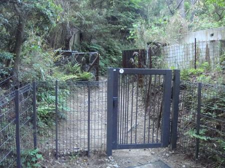 二つ目のゴルフ場の横断地点。ここでゴルフ場横断が終わる