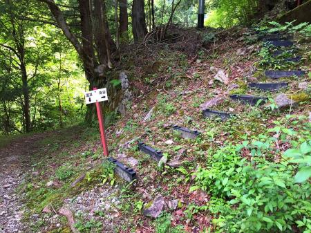 これを右。南谷のほうへ向かっていきます