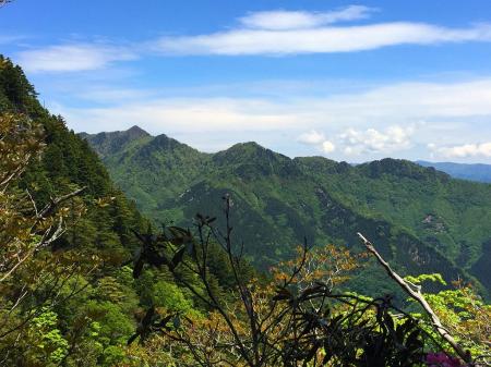 先週登った大普賢岳が望めました