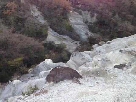 絶壁になっているところもあり