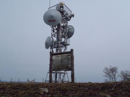 NHK中継局の電波塔