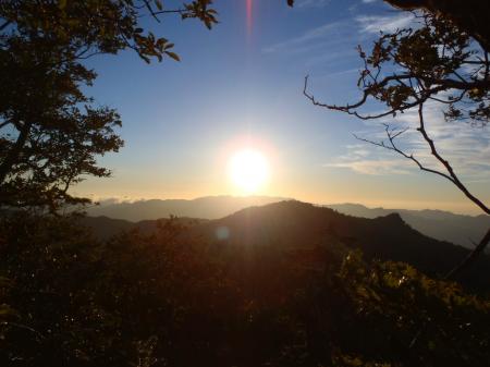 ご来光はみれなかったけど、いい光景