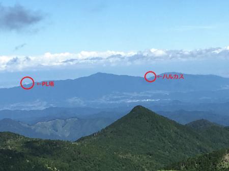 アップにするとハルカスとPL塔もこの通り