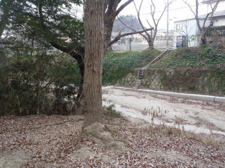 沢を渡るポイントは自動販売機