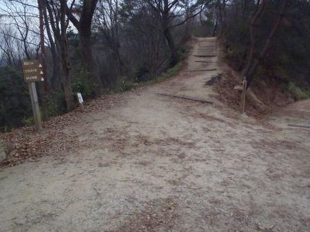 とりあえず展望デッキにいくことに