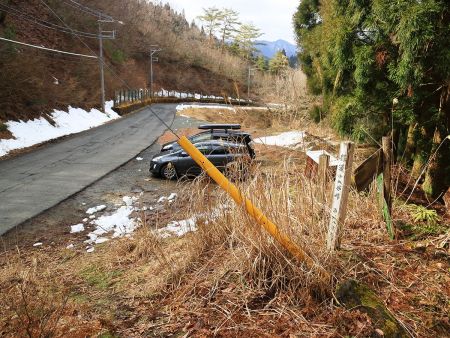 サクサクと下っていって百里新道登山口に戻ってきた。本日もお疲れ様でした