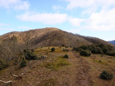 イブネのピークがみえた。ここから見ると結構な登りのように思えるけど、実はたいしたことなかった