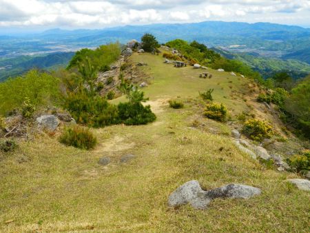 山頂は広くてまったりできるけどコロナの影響なのかほとんど人がいなかった。いい山頂なのにね