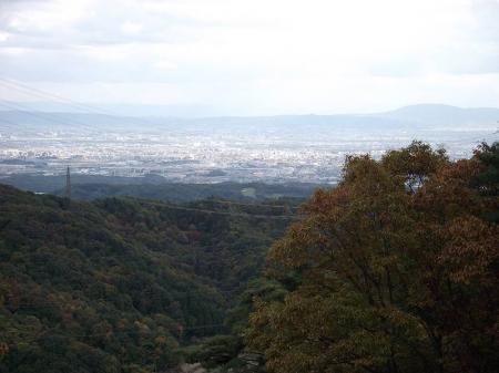 大阪北部側の展望をズームしてみる