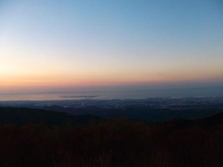 本当はこういう風に見える。関西国際空港もハッキリみえる（2010年撮影）