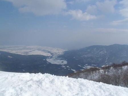 琵琶湖方面。白蛇だ
