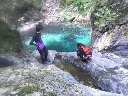 ひでぶ～さん、どうやって飛び込もうか試行錯誤中でした