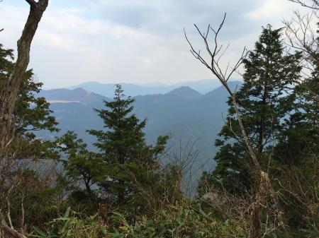 鎧岳の展望はちょっとだけ