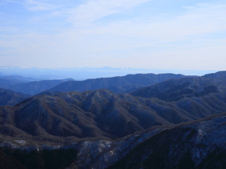 こっちは恵那山がみえる。あの台形の山は間違いなさそう