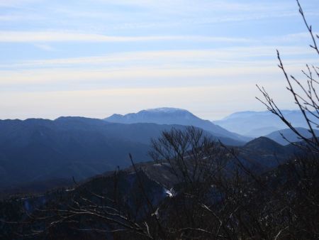 振り返ると伊吹山も見えた。やはりちょっと雪が少ないかな