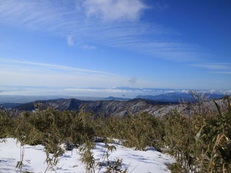 こっちは比良山系や向こう側には比叡山まで確認することができた。今日は展望がいい