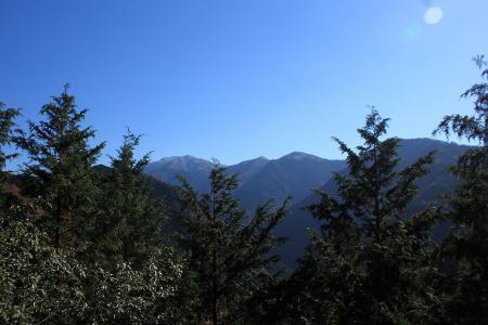 第一展望台より弥山、八経ヶ岳を望む