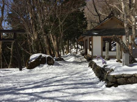 ちょい疲れたのとトイレいきたいのででここでしばし休憩