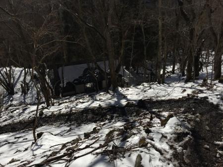 下山時は雪が解けてジュクジュクの泥道。これは嫌だった