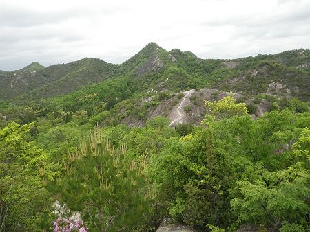 笠松山までのルートはアルペンチックなムード満載の気持ち良い稜線になっていたのでワクワクしてきた