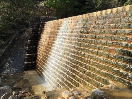 これもダムだが階段のように思えた