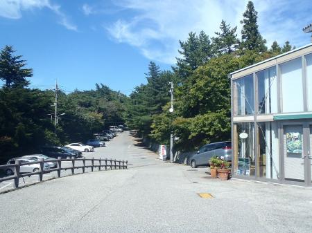 オテルド・摩耶の駐車場