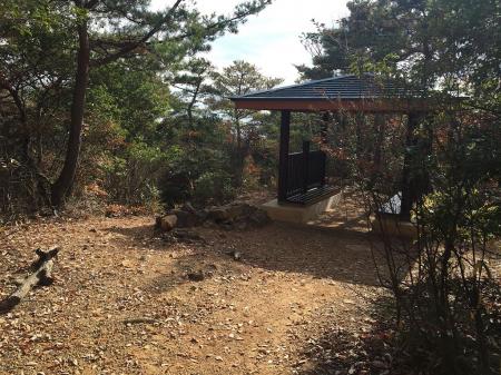 なんの展望もない中展望所だった