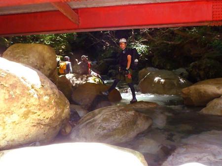 ここ分岐のところで休憩。たしかここは以前カメラをぽっちょんしたところだ