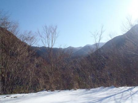 これから登る尾根が見えた