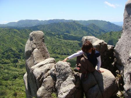 ちょい足がくすんでいるS嬢
