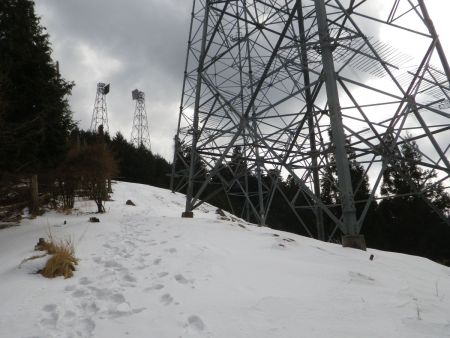 鉄塔が見えた。ずっと鉄塔は見えていて遠そうって思ってたけど意外と早かった