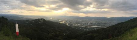 パラグライダー場からの昼間の景色をパノラマでどうぞ