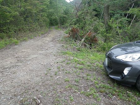 駐車スペースを発見したので、ここから準備してスタート
