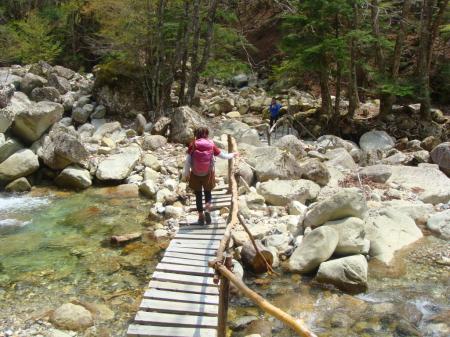 橋は渡りやすかったが慎重にいった