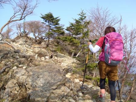登りきったところで釈迦の像が目の前に現れた
