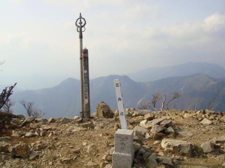 釈迦ヶ岳（1799.6m）