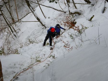 こまっちゃん、必死で登ってきてたけど途中にうっとおしい岩場があるんだよね