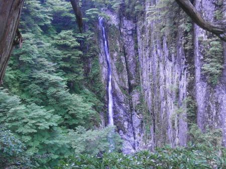 双門滝（百名瀑）