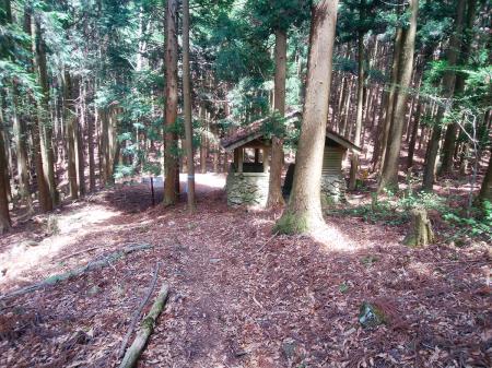 下りきったところにトイレ？があった