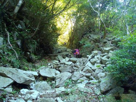 またもや急登のガレ場