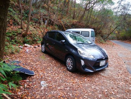 富川道登山口付近に停めた駐車場所へ戻ってきた。本日もお疲れ様でした