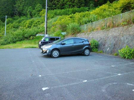 日没前に駐車場まで戻ってきた。今回も短い山行だったけどお疲れ様でした