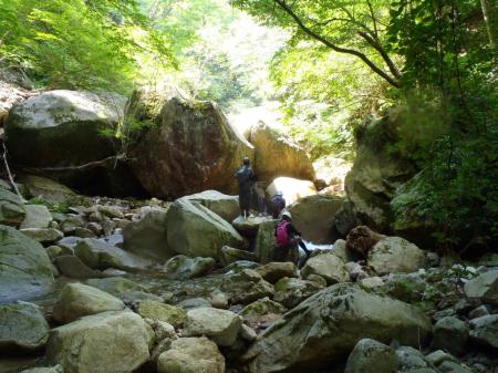 入渓してすぐみなさん暑さから復活