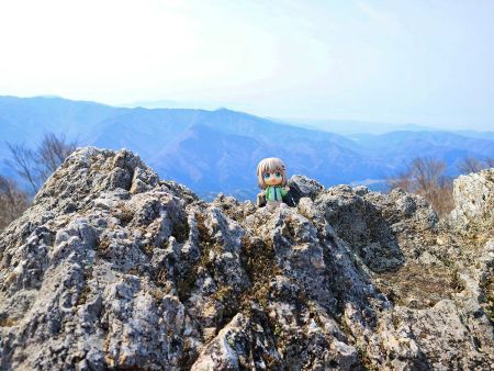 雪村あおいちゃんと背景に琵琶湖を入れて撮影しておいた。マニュアルで撮影したけど明るすぎたかな！？