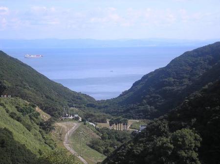 行く途中に展望の良いところがあったので海を撮影