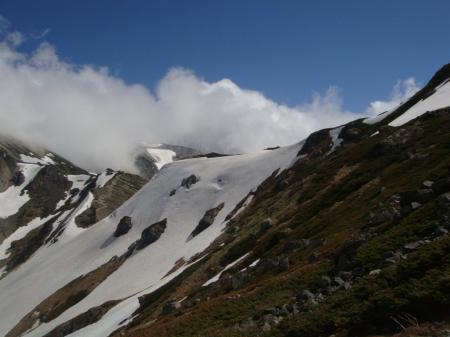 西から厚い雲が流れてきたのでまたガスりそうな勢い